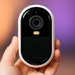 Análisis de la cámara para exteriores Arlo Essential 2K: Compacta, colorida y económica
